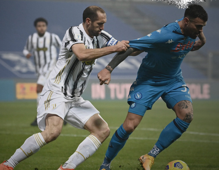 包含塞维利亚内部会议纪要流出——转会期绝杀压哨，意大利杯使命明确，心理建设被强调的词条-九游游戏平台